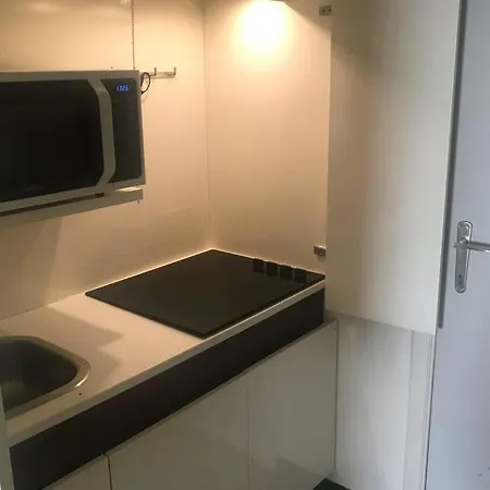 Grote Studio Met Frontaal Zeezicht Op Promenade! Vlakbij Casino Kursaal Apartamento Ostende